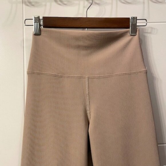 Beach Riot Ayla Ribbed High Rise Leggings Size Small Taupe - Picture 5 of 16